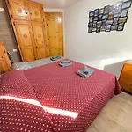 Apartment Near The Cable Cars With Views Of The *
