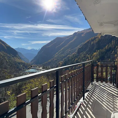 Lejlighed Near The Cable Cars With Views Of The