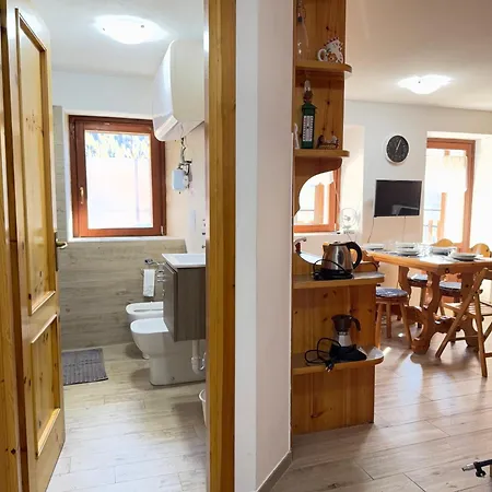 Near The Cable Cars With Views Of The Apartment *