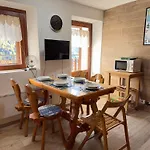 Near The Cable Cars With Views Of The Апартаменты *